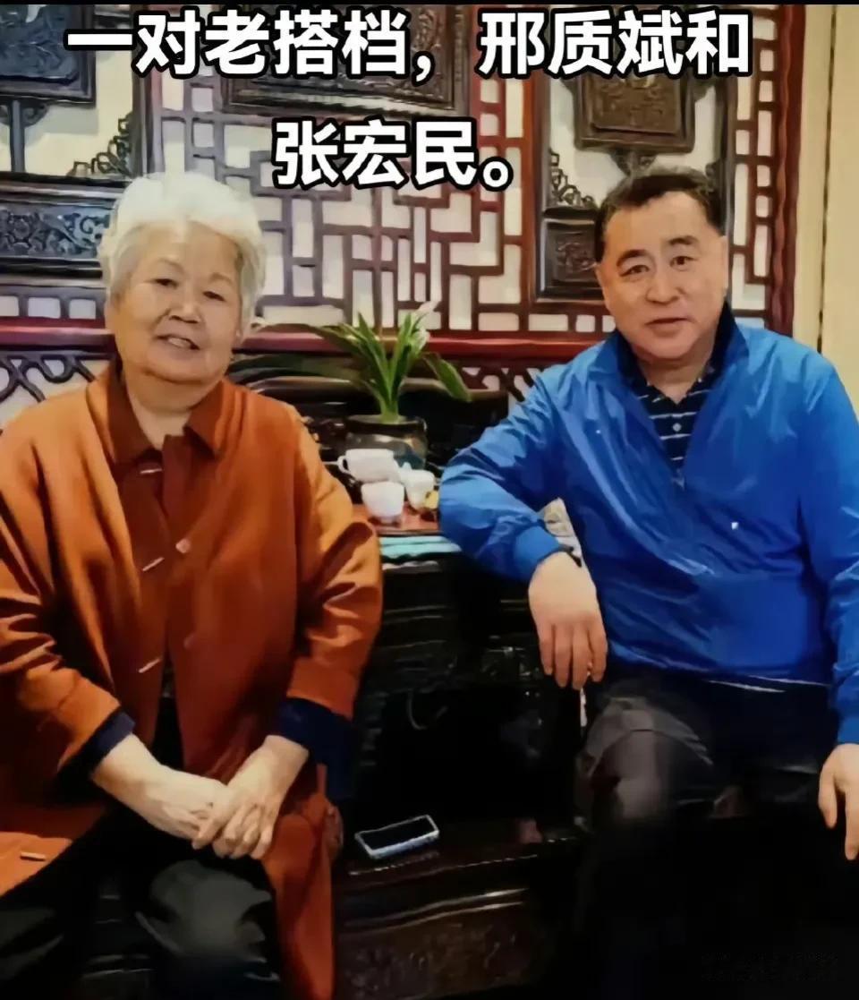 我的记忆被篡改了吗？这两位央视主持人怎么这么老了，小时候还挺有印象的。