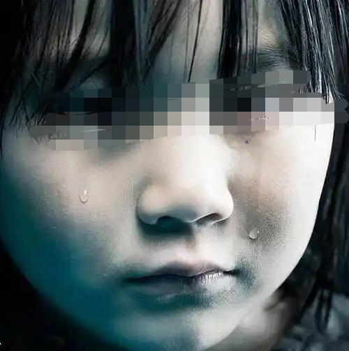 “这是亲爹干的事吗？”福建莆田，一男子离异后再婚，二婚老婆把12岁女儿当做眼中钉