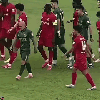 今天才节后上班第一天，我估计中足联对米特里策是否追加处罚、如何处罚明后天才会出来