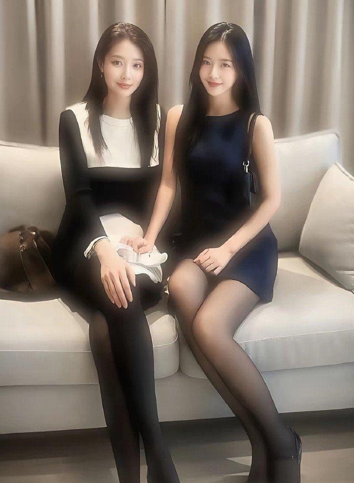 在像素不好的时候，才更具有美感，你知道这对母女，哪个是妈妈，哪个是女儿吗