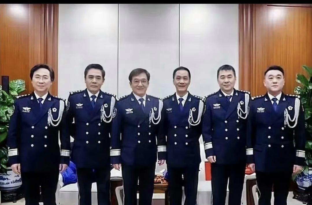 6位当中选前两名最好演技的人，你会选哪两个呢？我选陈宝国和陈建斌，他们演的戏不