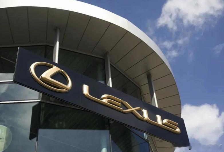 雷克萨斯林肯汽车捷豹进口车2025年，进口豪车在国内的日子都不太好。譬如宝马