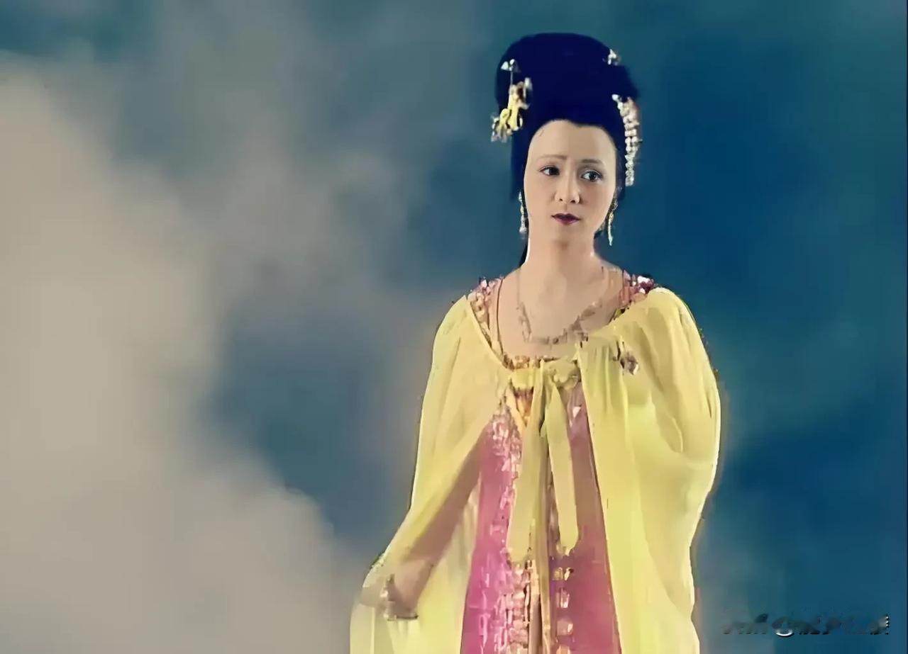 秦可卿去世的时间，书中是这样写的：凤姐正在屈指算贾琏送黛玉往扬州去的行程，“不知