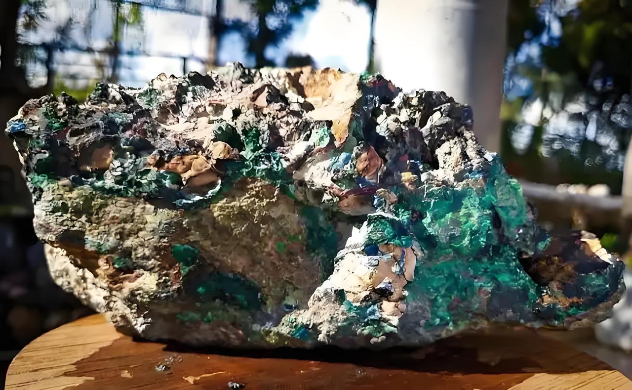 黄石铁矿都开发多少年了?黄石铁矿开发历史超悠久。早在3500年前，楚国先民就在