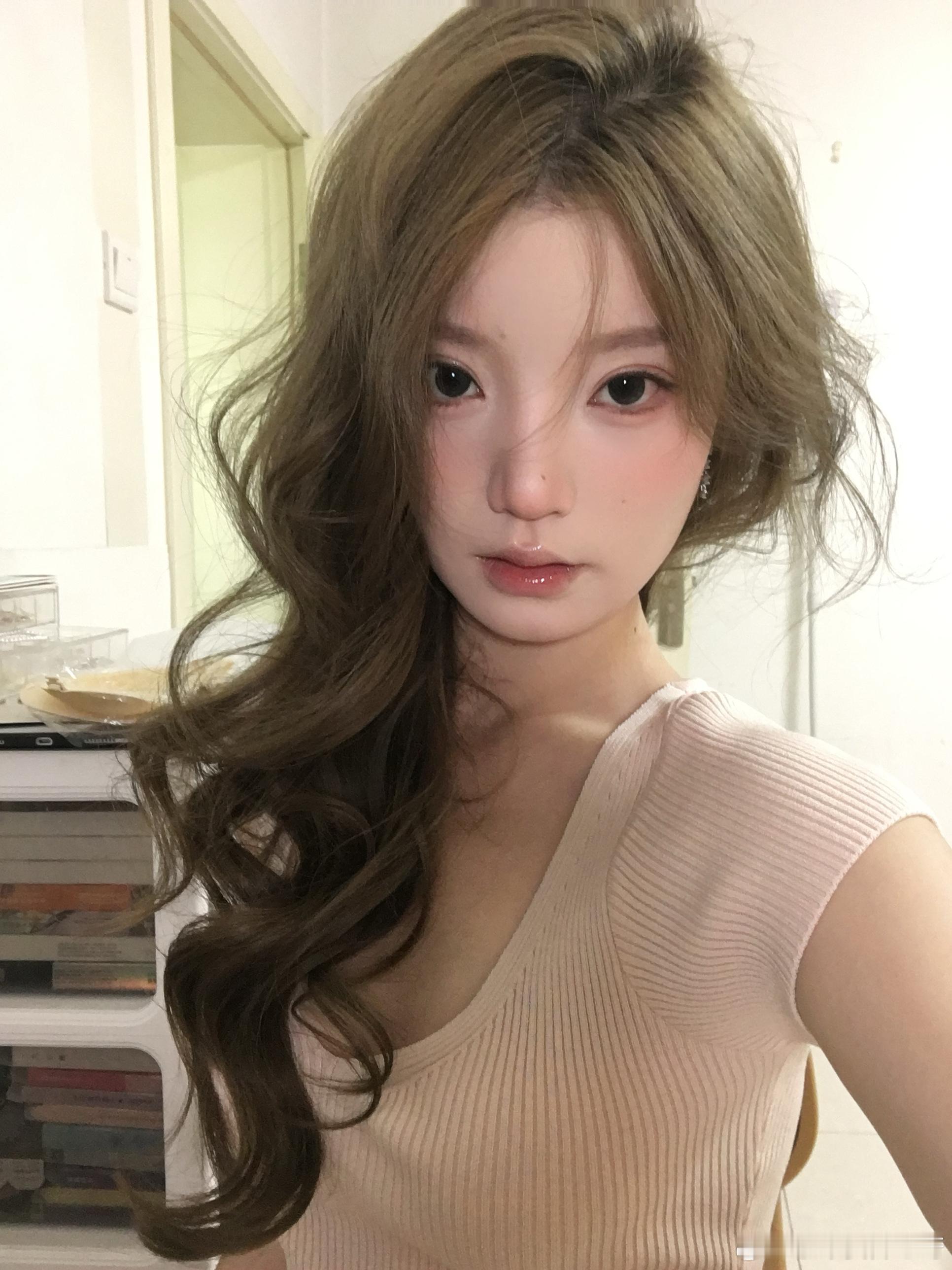 恭喜发柴主包又来了哈哈哈哈​​​