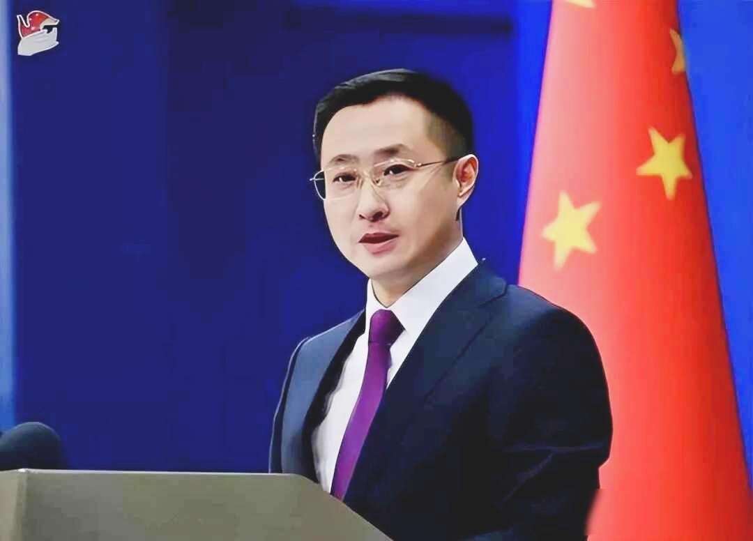 巴黎谈判桌上风平浪静，西太海面导弹悄然入列，中方代表全程闭口不言三月份中旬那