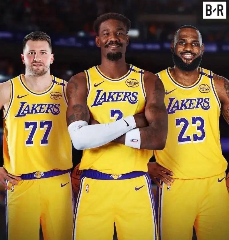 帕金斯一针见血啊前NBA球员帕金斯在一档节目中谈到了湖人被卖一事，他说：“花1