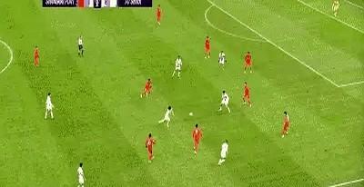 内战内行外战外行，上海海港输给了林皇？林皇在成都那场球踢得憋屈，整个人被看得死