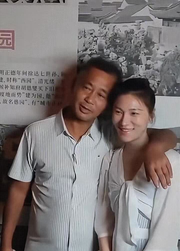 此情只应天上有,人间能得几回闻。沈巍和晓晓的故事，是否会让你想起生命中曾与你擦肩