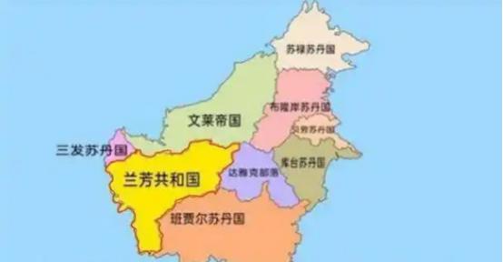 天地会逃至海外，建立了一个国家，国土比日本还大，至今说汉语。朝时社会上反清复明的