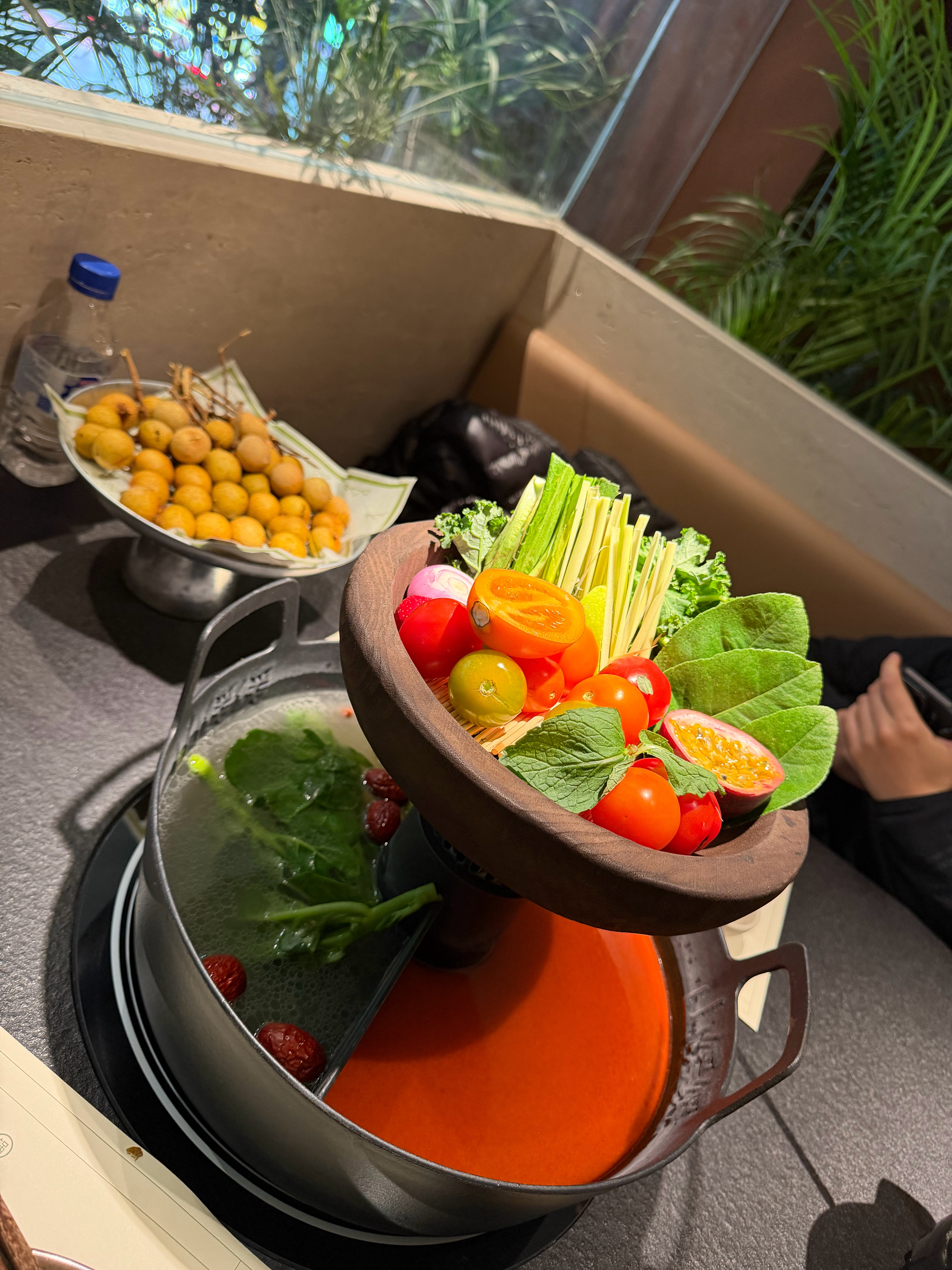 拉萨也有我最爱的山缓缓！！！舒服~拉萨