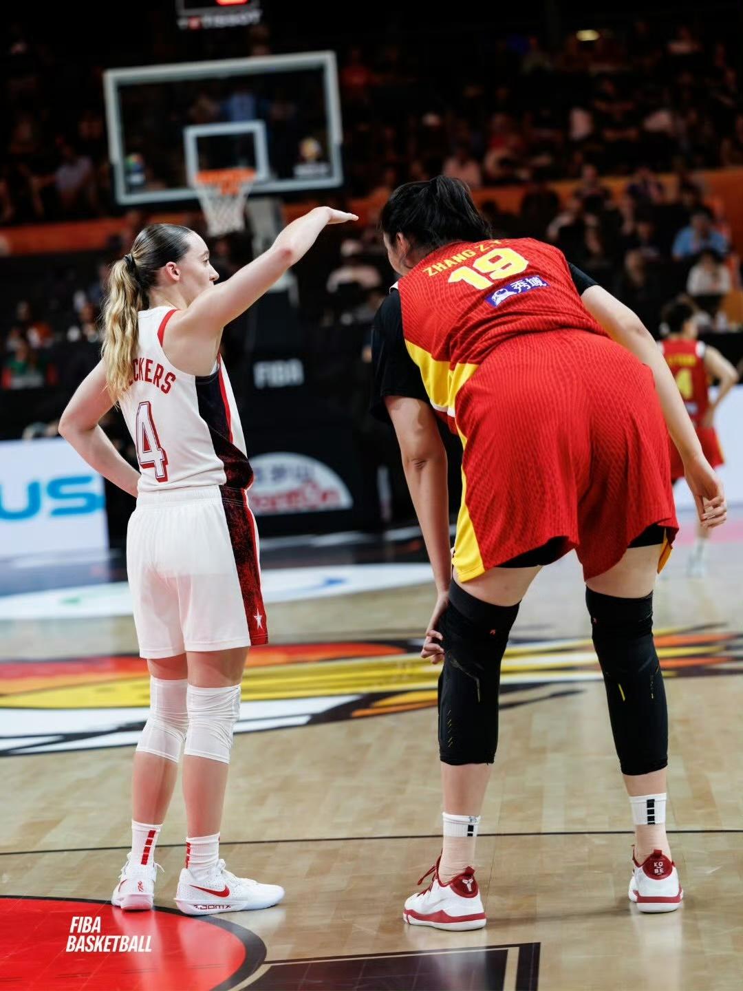 中国女篮输给美国女篮33分！2026年国际篮联女篮世界杯小组赛首战，中国女篮