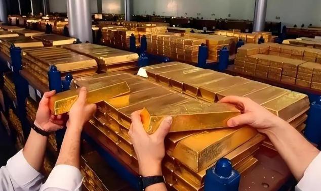 中美贸易战打了这么久，不少人都在问：咱存在美国的600多吨黄金，还能要回来不？答