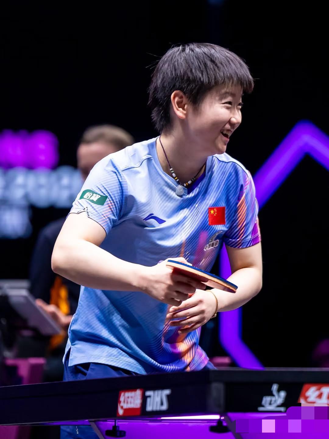 场上是对手，场下好朋友——孙颖莎3:0完胜迪亚兹后，两人笑得很开心！重庆冠军赛