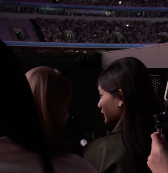 在汪苏泷杭州演唱会偶遇李一桐，谁懂啊！听着汪苏泷的国民情歌，转头撞见《狂飙》孟钰