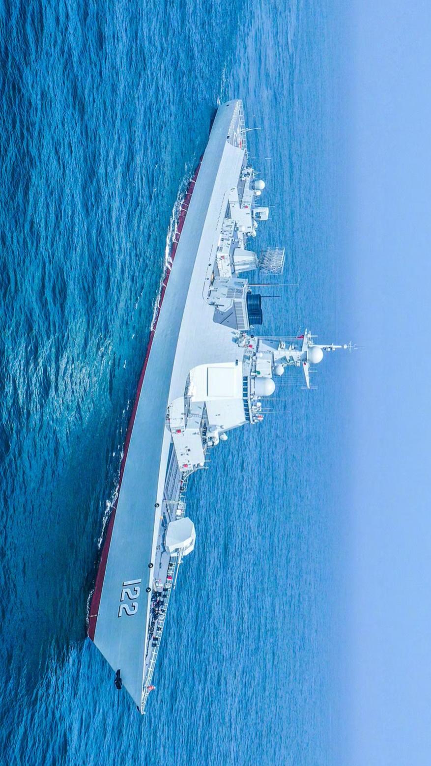 今日舰名：中国🇨🇳人民海军052D导弹驱逐舰唐山舰，舷号122，2020年8