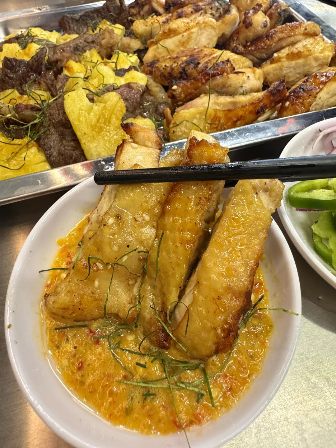广州番禺极品！！！炭烤柠檬叶烤黄油鸡🍗！！！
