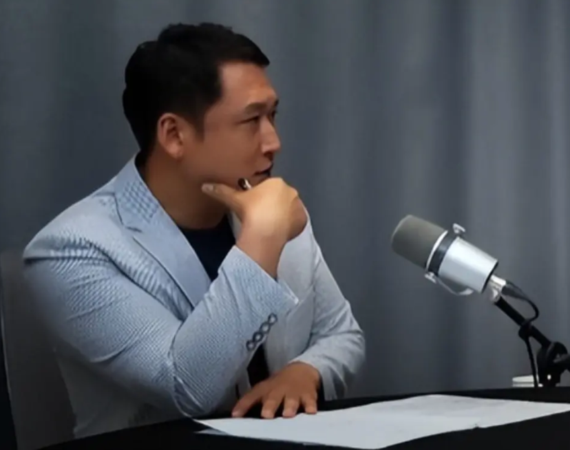 “美国被彻底打败！”这个韩国专家太敢说了！他表示如果美国把所有军事力量都集结起来