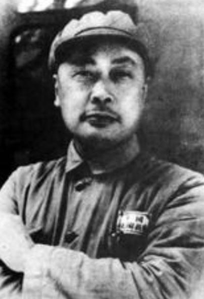 1936年，陈毅被叛徒陈宏诱骗下山，陈毅下山后因口渴，向正在洗衣服的叛徒妻子讨水