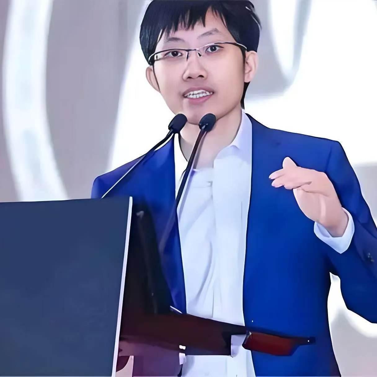 OpenAI现在怕不是弄死梁文锋的心都有了！DeepSeek每次出手，不多不少，