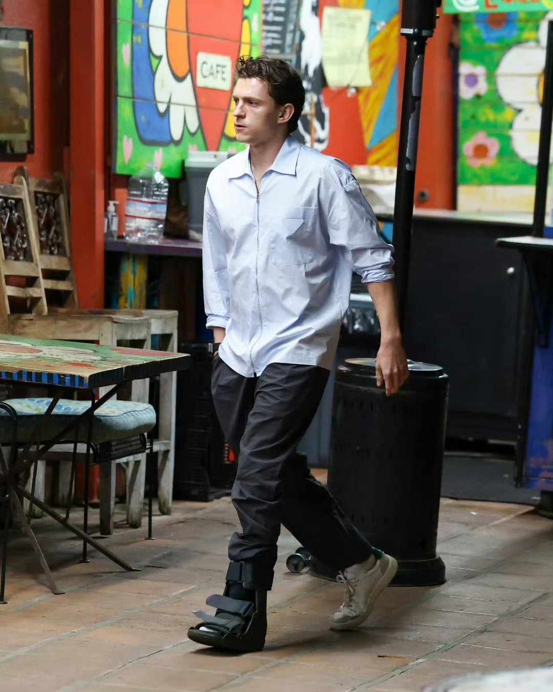 荷兰弟和维嘉长得好像第一个发现荷兰弟和维嘉长的像的人简直是天才哈哈哈！！一旦接受