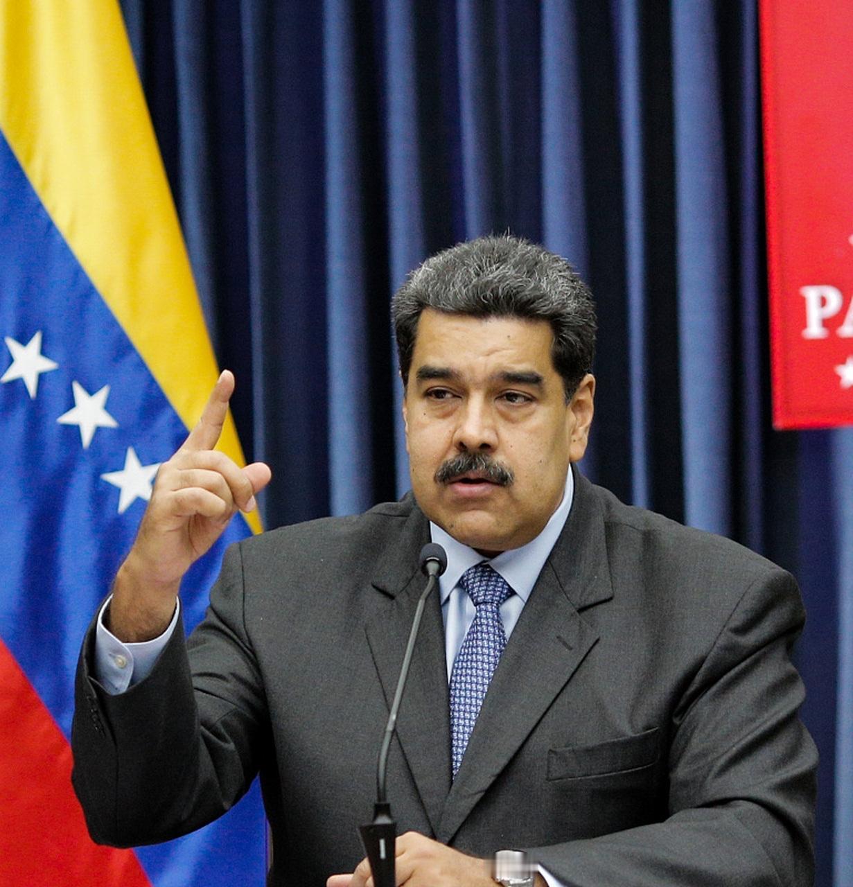 马杜罗太软弱了，关键时刻服软，同意交出权力！12月1日，双方领空关闭后美国向马杜