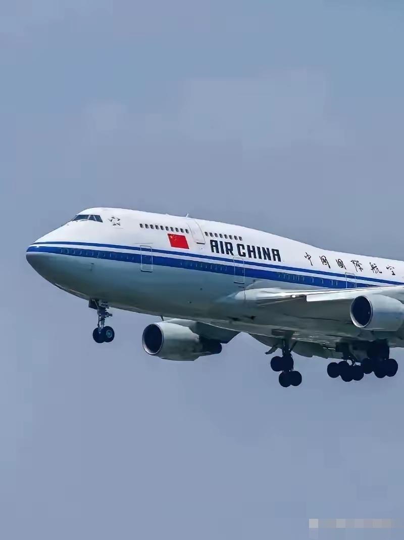 中国国航、东航、南航仨大航司，1月26日下午齐刷刷发通知：中日航线免费退改签政策