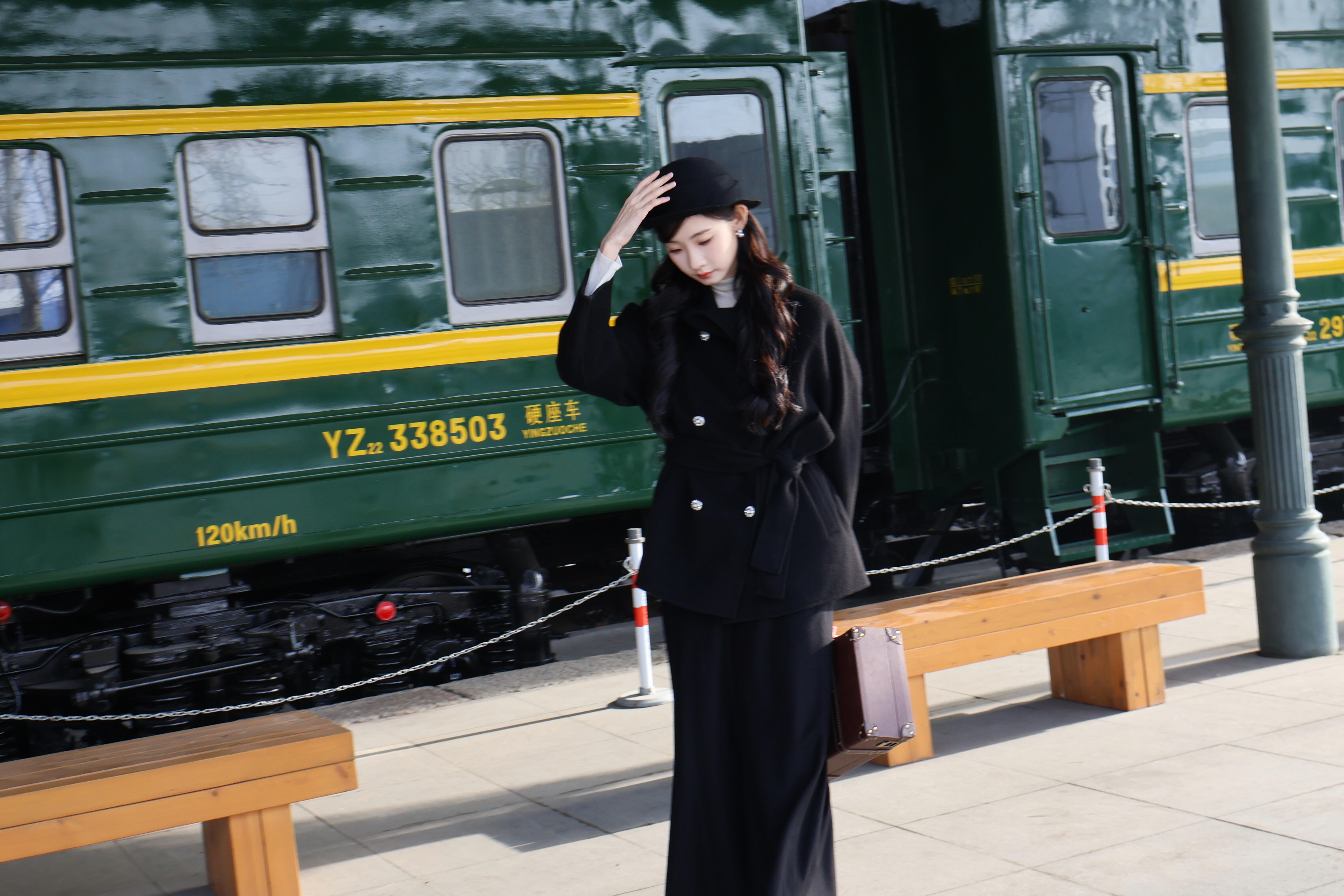 张艺凡太适合民国风了张艺凡民国大家闺秀这个张艺凡完全民国千金来者！身上自带大小