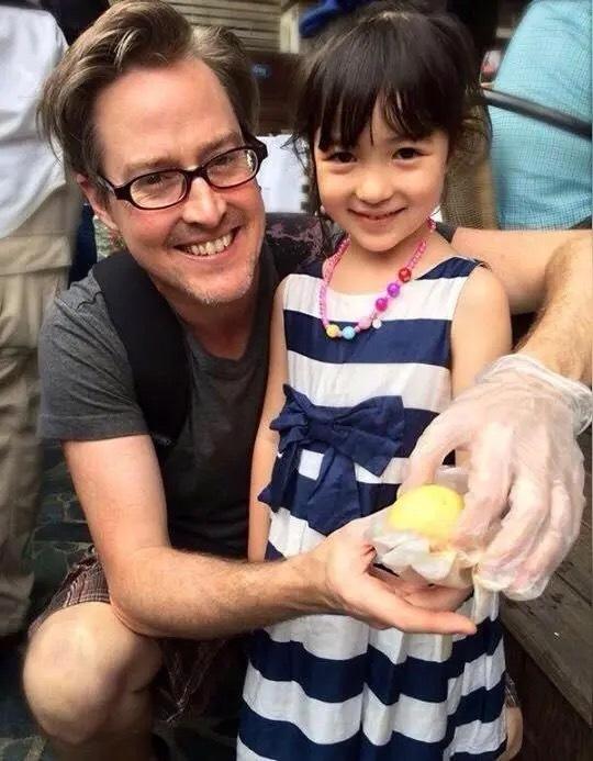 爸爸去哪里了？家长离婚率颇高的亲子节目，不少孩子参加的时候还有父母的宠爱。几年