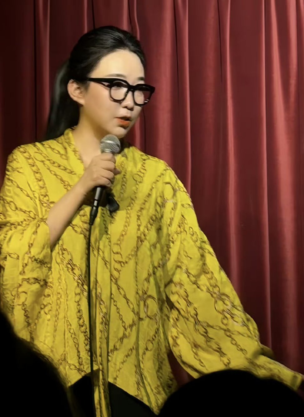 马薇薇和男友合照完了我这记性，我属鱼～我咋忘了她为啥这么久没出现！只记得一句做人
