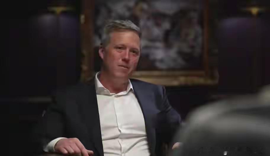 美国陆军部长德里斯科尔最近憋不住了，公开“开喷”军工巨头，嘴炮直白得不像现任高官