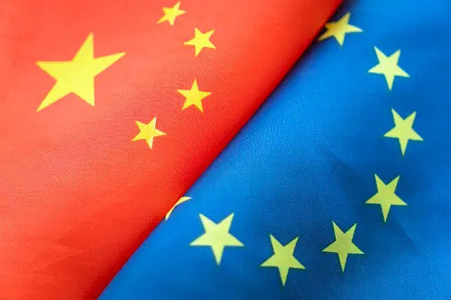 欧盟暂缓在7月与中国签署气候行动联合宣言。一位欧盟高级气候官员7日对媒体说，尽管