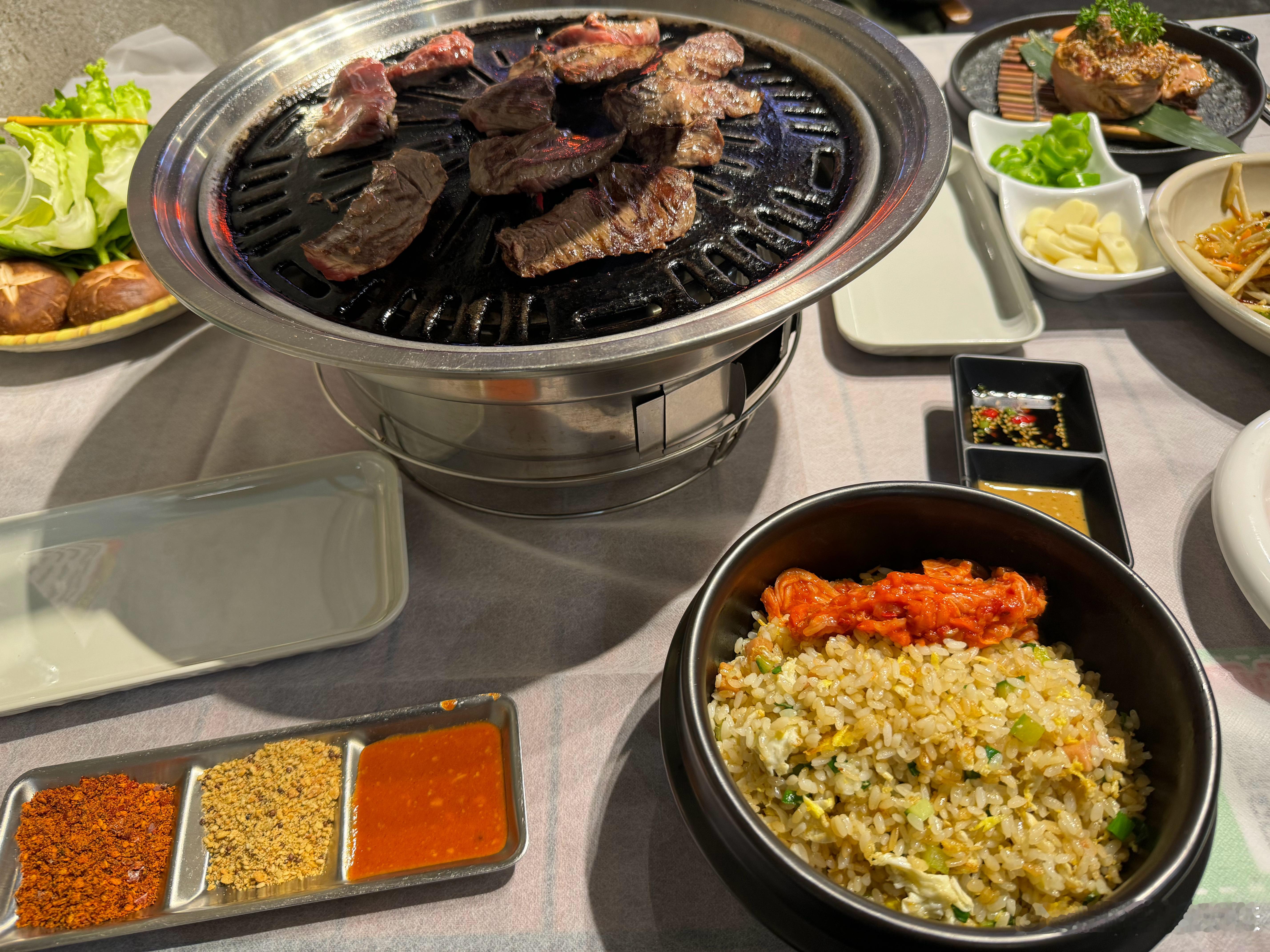 真的和这家店投缘。吃这之前专门来打包一个鸡蛋酱，明天吃面。