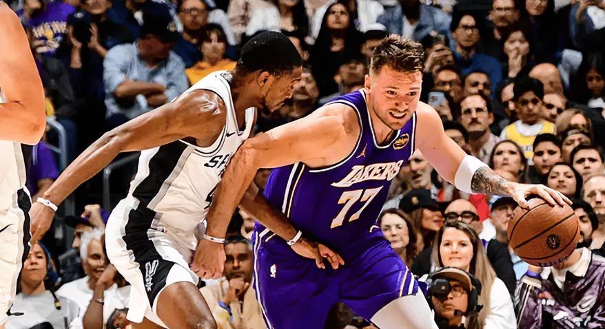 湖人防守差真不能怪老詹别拿正负值说事正负值是一个非常离谱的统计恩比德上一场