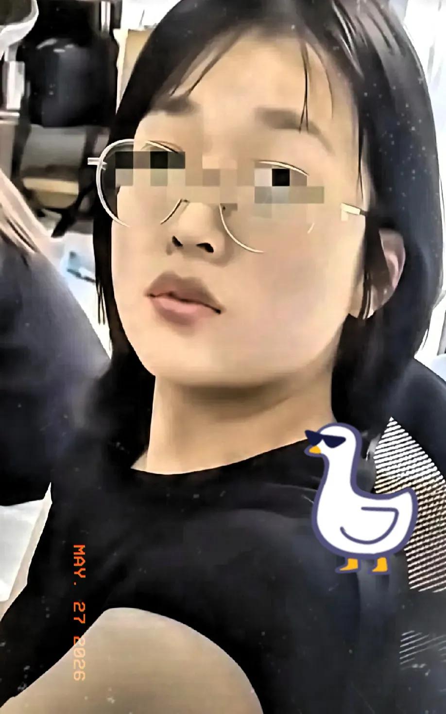 因为一个“白嫖外卖”的视频，有家公司居然召开了紧急会议。管理层在会上直接下死