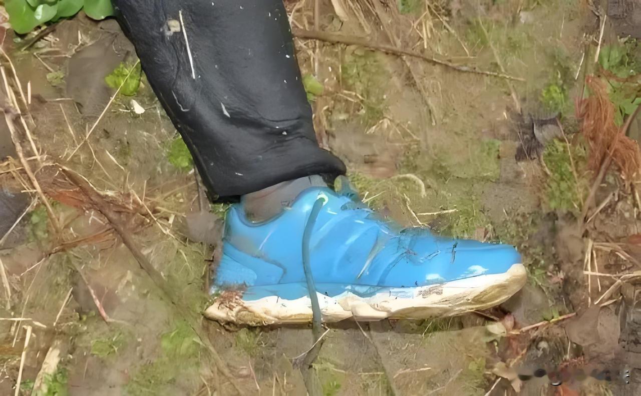 “冲动是魔鬼！”广东惠州，20岁男子带16岁同居女友出门游玩，接到准岳母吃饭邀请