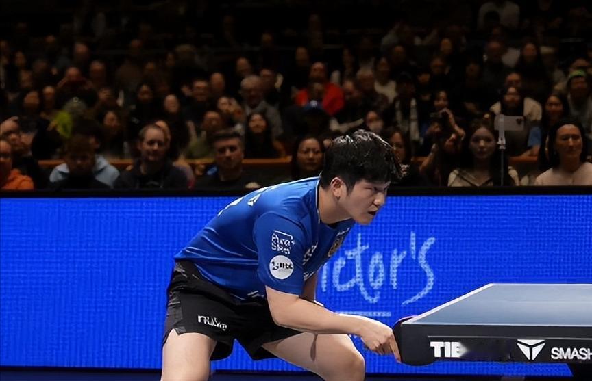 12.22樊振东作为一单，第一场3:0战胜了豪格第四场面对是贾哈。贾哈第