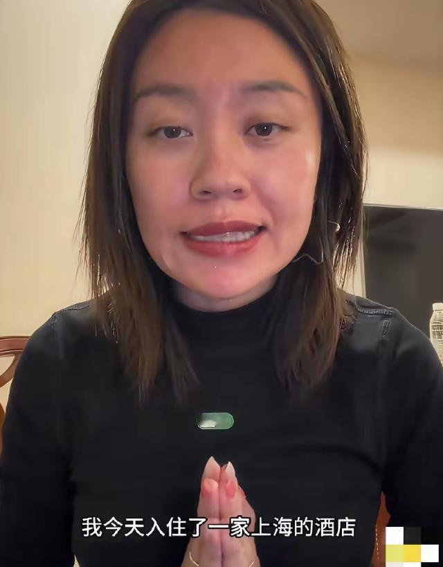 “太丟上海人的脸了”，上海，一位妈妈带着女儿去住酒店，期间在酒店健身时，因为喊了