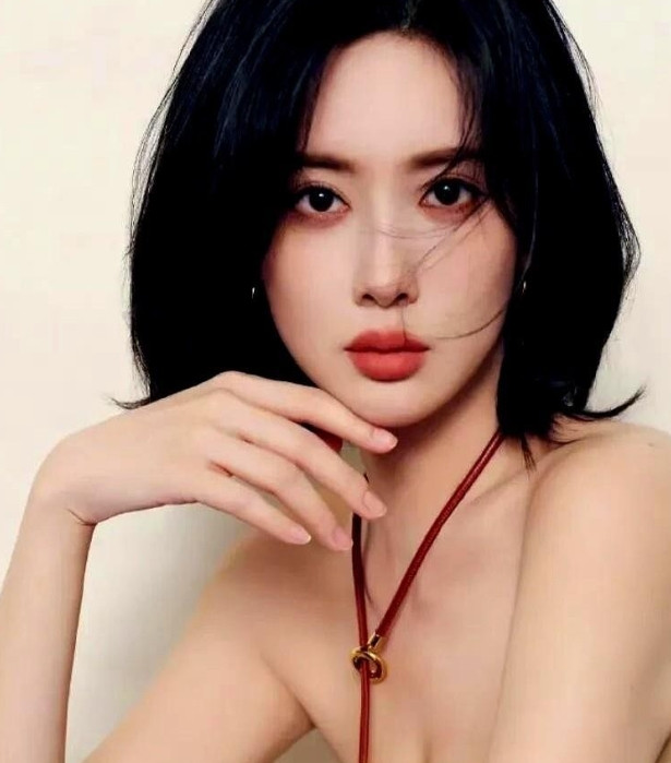 你们发现了没孟子义有一个弱点可能这辈子都没法克服，那就是她太喜欢口出狂言了上次节