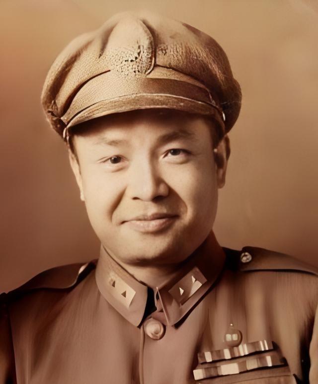 抗美援朝打响后，北京功德林中的一名原国民党高级将领，提出了两点对美作战建议，毛主
