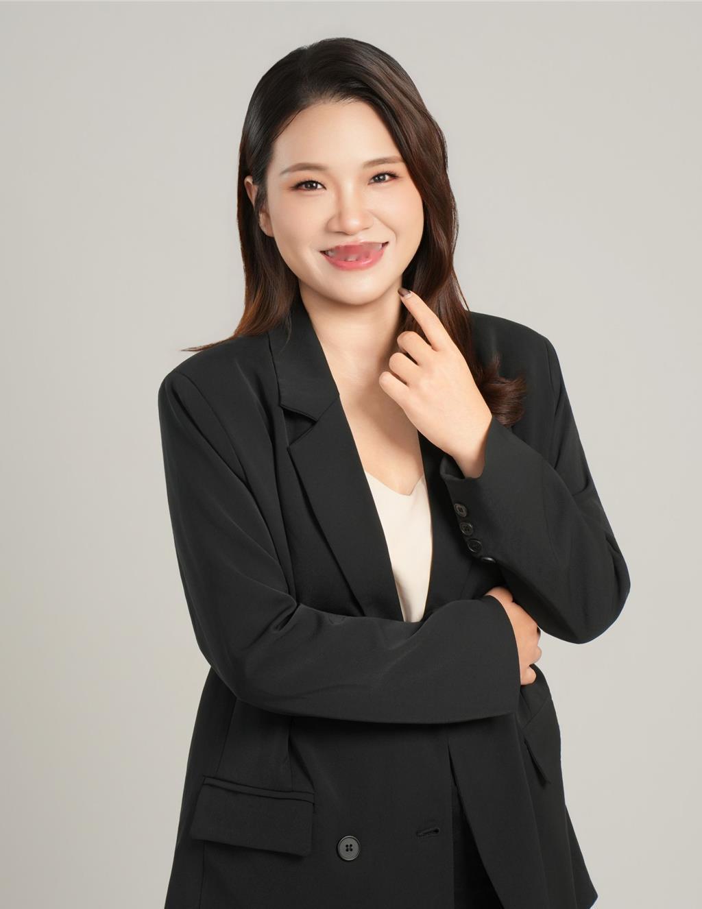 高雄市长陈其迈任期将尽，小内阁微调注入青春活力高雄市长陈其迈的任期仅剩下8个多