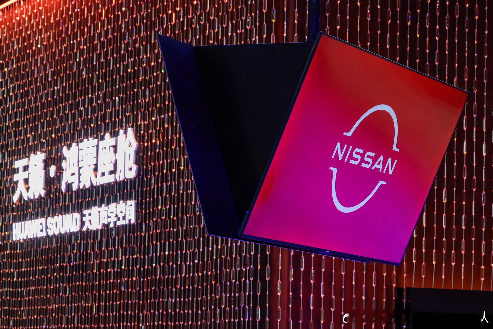 燃油车智能逆袭！天籁鸿蒙座舱杀入车机榜前15，还拿下两个第一