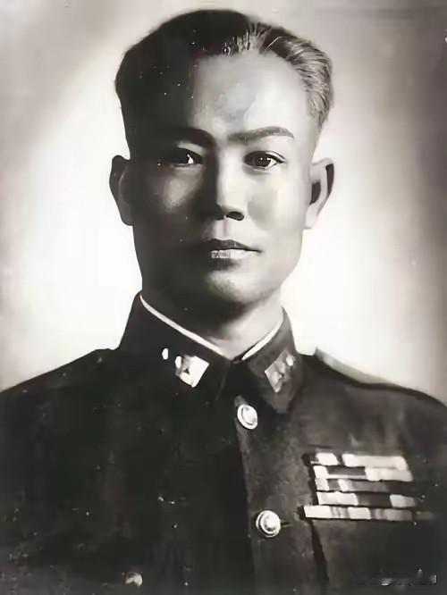 1943年5月，10万日军黑压压扑向石牌要塞，这个重庆的“东大门”一旦失守，日军