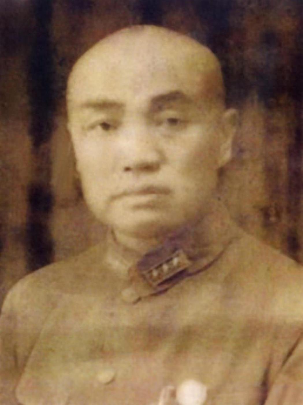 1943年，国军上将被日伪军包围，伪军司令喊话：老长官，快投降吧“1943年5