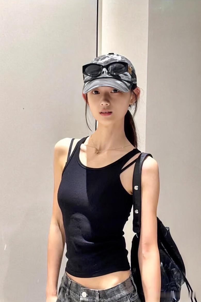 你见过最清纯的姑娘是谁