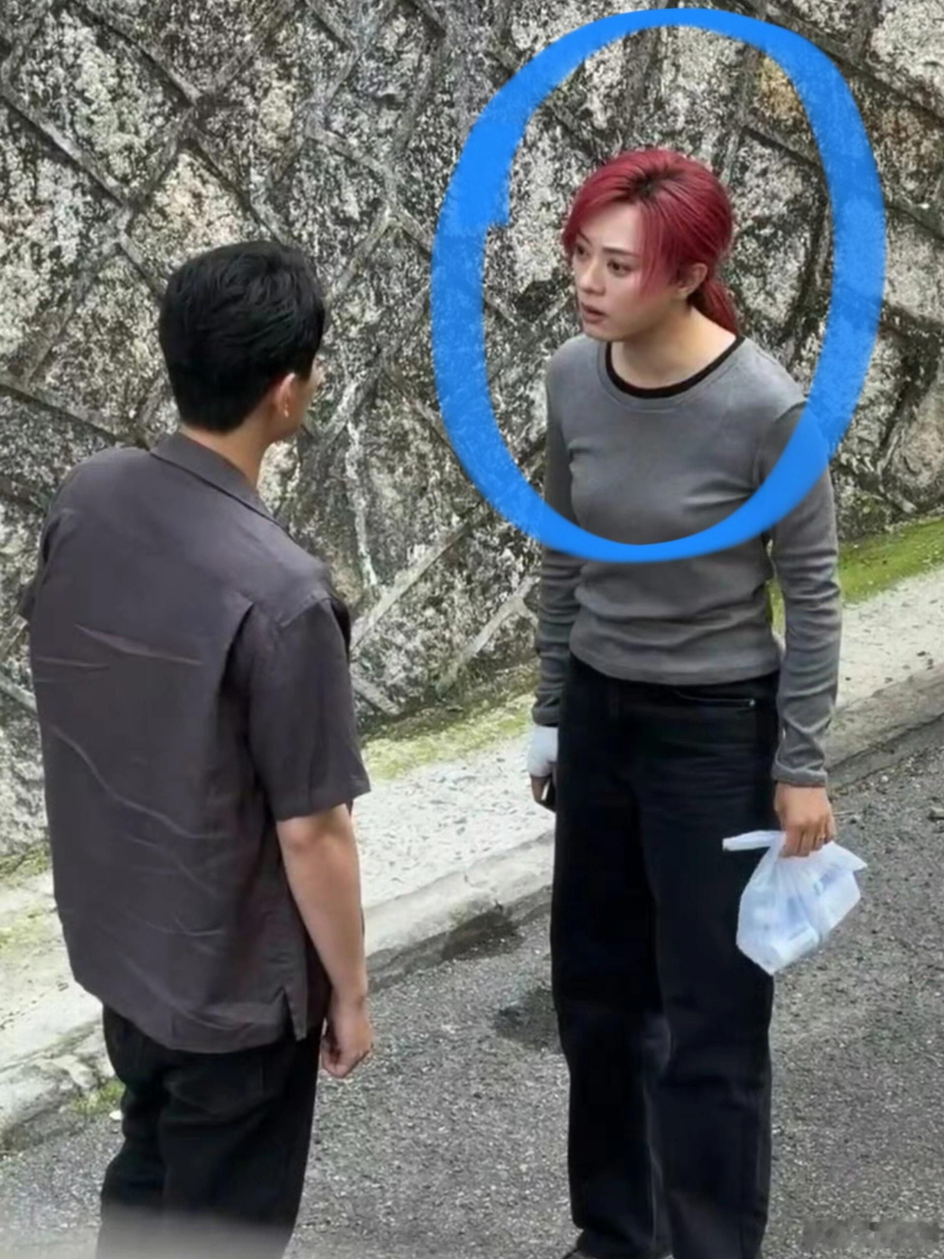 孙俪新剧怎么顶着个红头发？