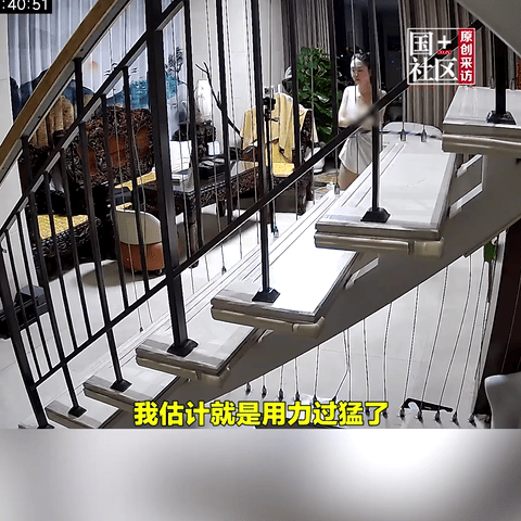 北京，一女子生完孩子后，有些身材焦虑，于是半夜起来转呼啦圈，想练出马甲线，没想到