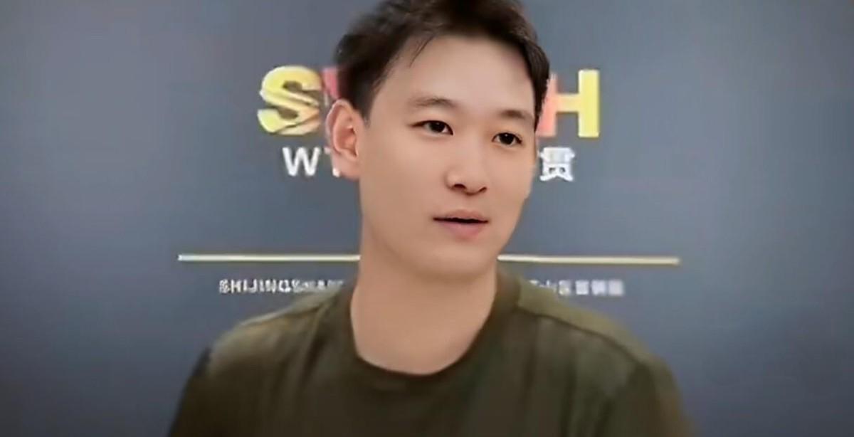孙颖莎十月七号晚上在北京首钢园一比三输给了泰国选手帕拉南，止步三十二强，四局比分
