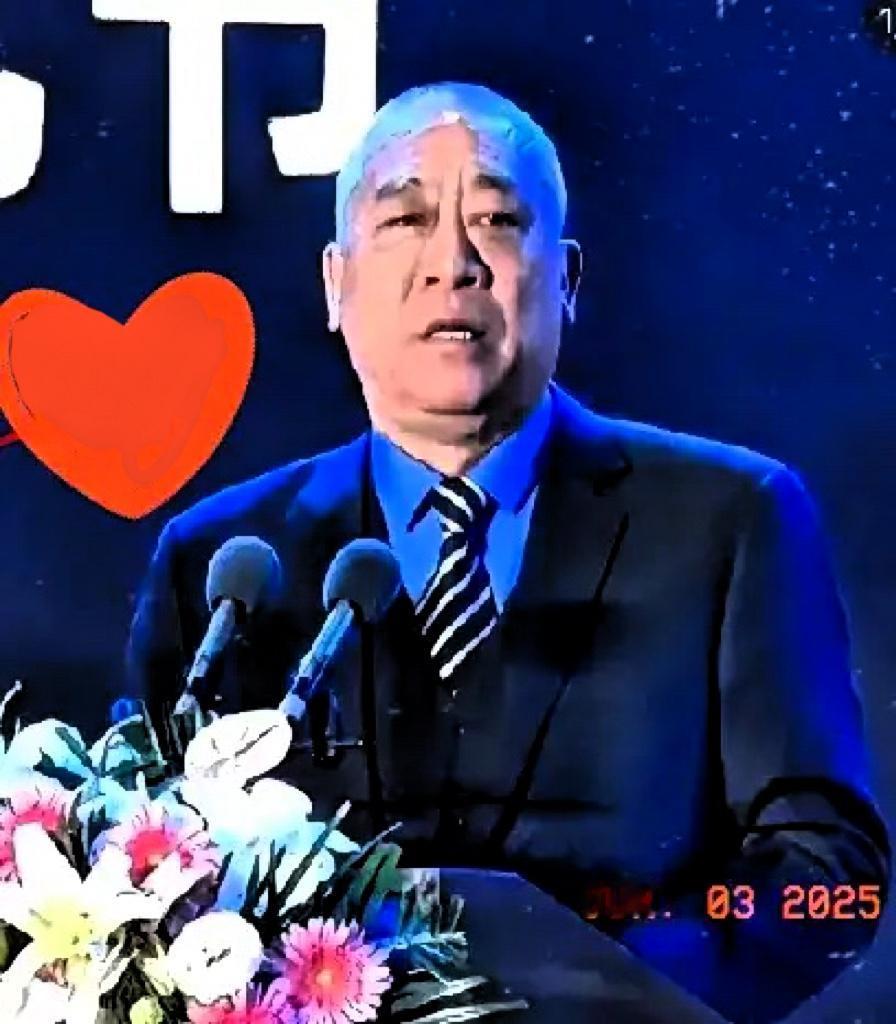 刚刚查了一下不查不知道，一查真震撼！他就是河南矿山“掌舵人”崔培军，用2