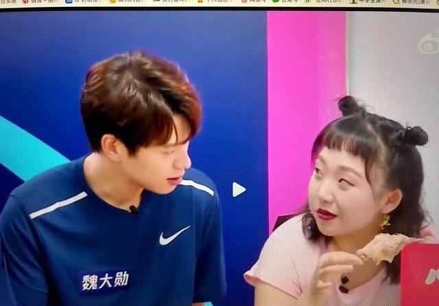 魏大勋曾在节目上，问辣目洋子：你为什么叫辣目洋子啊？说起辣目洋子这个名字，很多